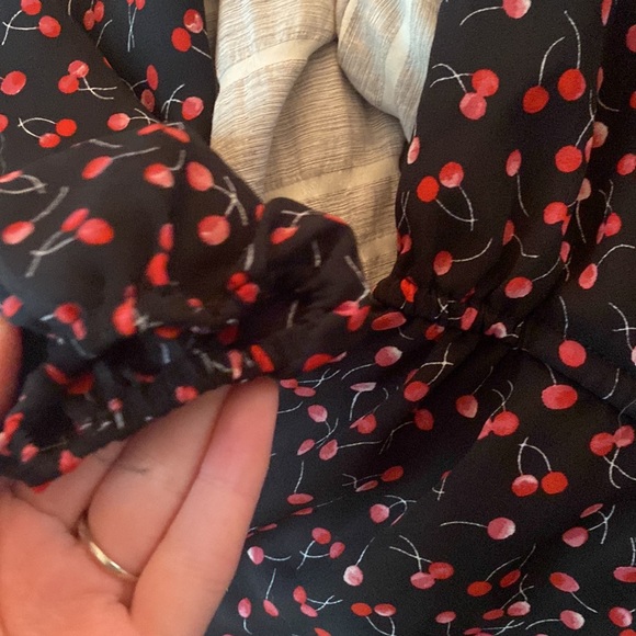 Cherry romper - Picture 3 of 4